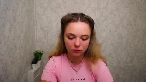 Liara online show from June 26, 5:46 am