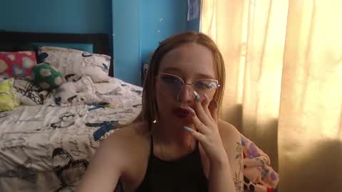 Lia Roberts online show from February 19, 6:10 pm