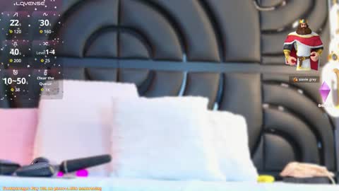 Lia online show from November 4, 8:10 pm