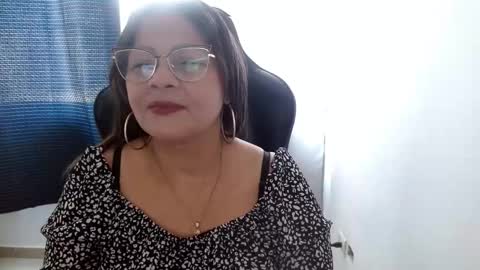 Milf Ann Latina online show from February 24, 3:31 pm