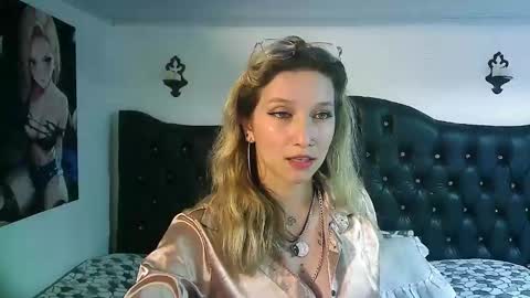 licethf00x online show from September 19, 10:35 pm