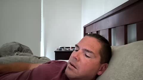 Snapshot of lickitwell29 chatting on February 17, 3:36 am lickitwell29 online show from February 17, 3:36 am