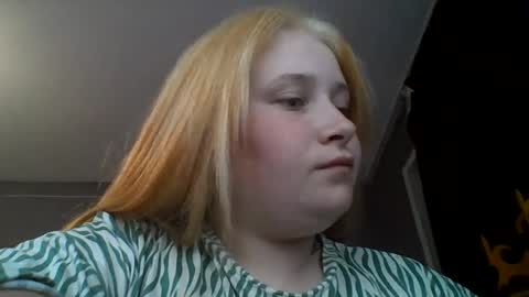 light_lunaa online show from June 26, 4:23 pm