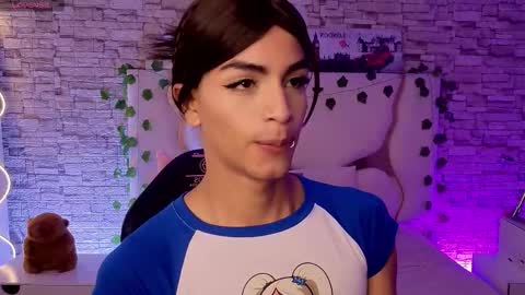 LIHIAN online show from February 27, 12:20 pm