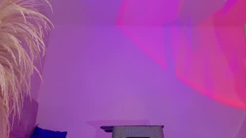 Liiam Luna online show from April 18, 11:12 am