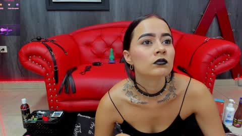 Nini - online show from January 14, 3:36 pm