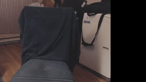 likethis999 online show from February 1, 7:05 am