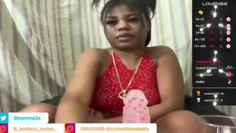 Snapshot of lil_momma422 chatting on January 20, 1:39 am MOMMA LUV online show from January 20, 1:39 am