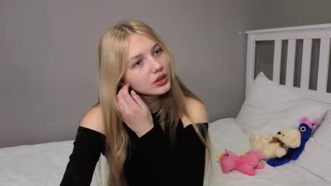 Emma online show from November 17, 10:29 am