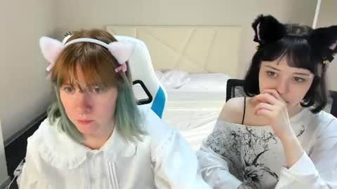 Lili online show from June 11, 3:04 am