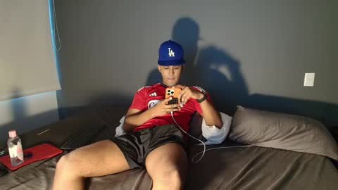 Dante online show from December 21, 10:30 pm