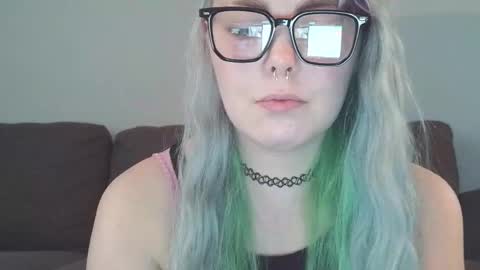 Snapshot of lilemmy1999 chatting on September 30, 10:31 pm emily ryanson online show from September 30, 10:31 pm