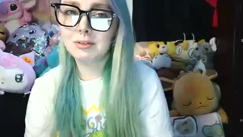 Snapshot of lilemmy1999 chatting on December 19, 4:57 pm emily ryanson online show from December 19, 4:57 pm