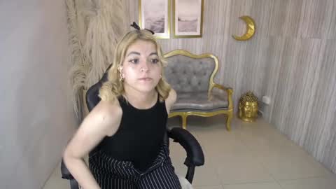 Lili online show from February 23, 3:02 am