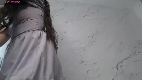 lili_mint_tf online show from April 18, 4:36 am