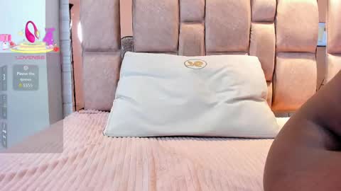 LILIAN  online show from September 24, 8:48 pm