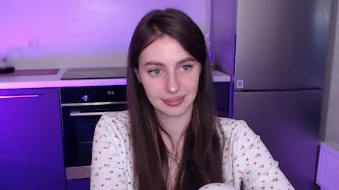 Lilu online show from April 17, 10:45 pm