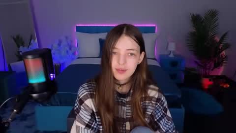 Lili Bakery online show from December 19, 2:40 am