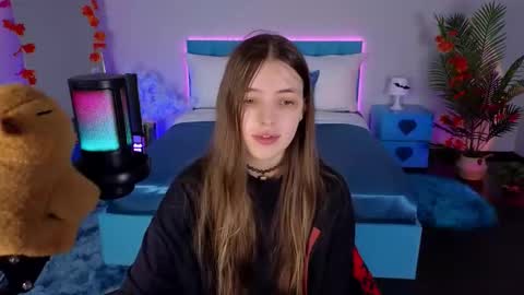 Lili Bakery online show from November 8, 3:53 am