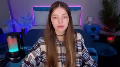 Lili Bakery online show from November 17, 2:14 am