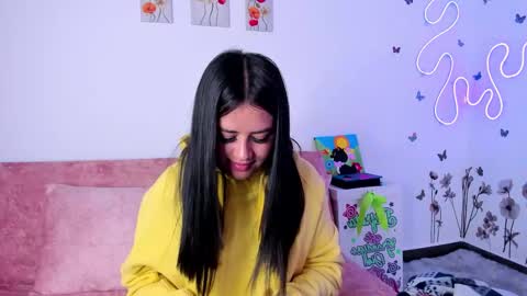 Lilie  online show from November 29, 1:24 am