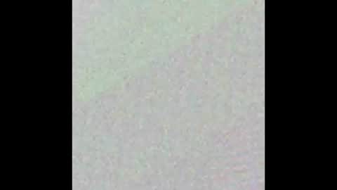Snapshot of liliith_savett chatting on February 13, 12:00 pm Lilith Savett online show from February 13, 12:00 pm