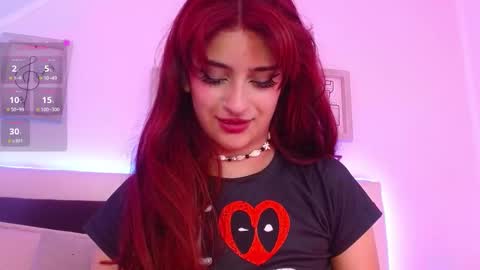 Snapshot of liliith_savett chatting on February 18, 6:58 pm Lilith Savett online show from February 18, 6:58 pm