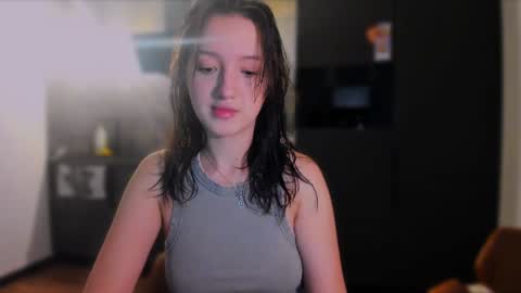 Snapshot of lililaluna chatting on December 4, 11:57 am             ...  online show from December 4, 11:57 am