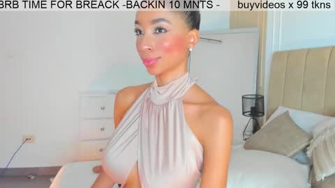 Lili  online show from March 1, 5:20 am