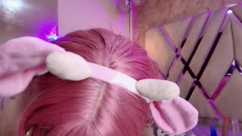   online show from October 21, 7:50 pm