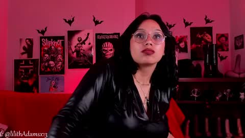 MISTRESS LILITH online show from April 11, 7:45 am