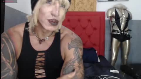 lilith_dhorn1 online show from October 21, 1:54 am