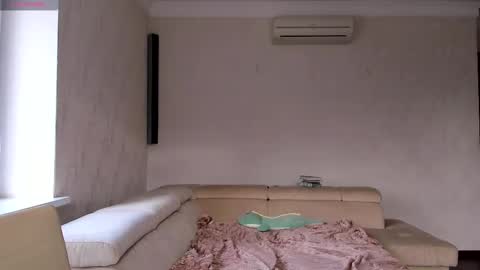 lilith online show from February 14, 12:25 pm