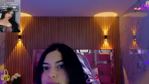 Snapshot of lilith_petit_sub chatting on October 18, 5:11 am Lilith  online show from October 18, 5:11 am