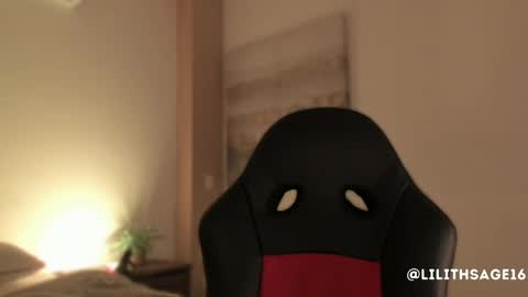 Snapshot of lilith_sage_ chatting on October 6, 11:50 am lilith_sage_ online show from October 6, 11:50 am
