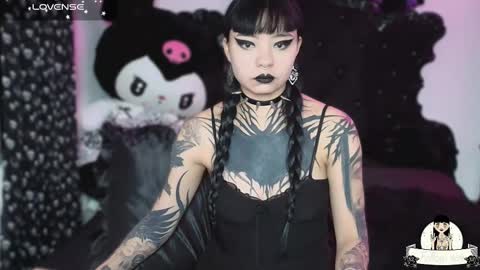   online show from September 12, 3:41 am