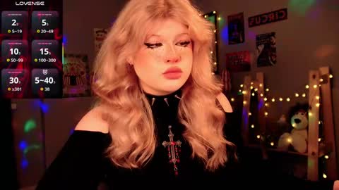 LilithNelson online show from June 5, 11:37 am