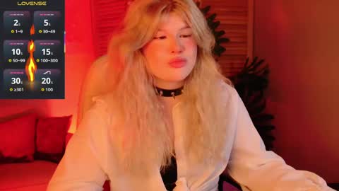 LilithNelson online show from April 21, 1:20 am