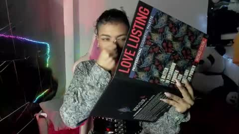 lilithsabeth online show from February 3, 8:13 pm