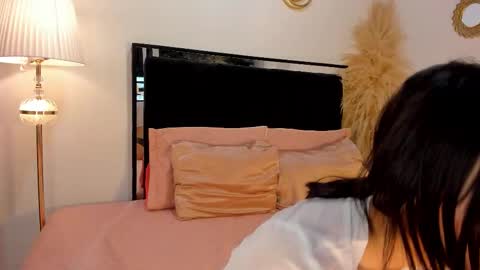 Lilith online show from February 10, 2:25 am