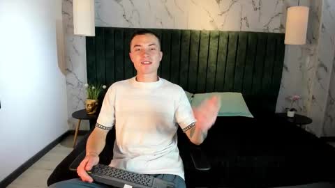 Lil James online show from November 26, 7:43 pm