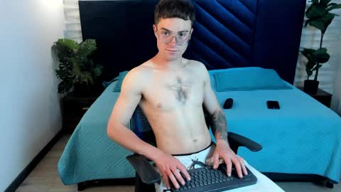 Lil James online show from April 4, 8:05 pm