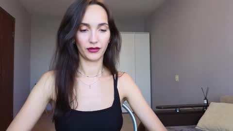 Lillian online show from September 22, 11:03 am