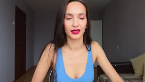 Lillian online show from February 9, 8:07 am