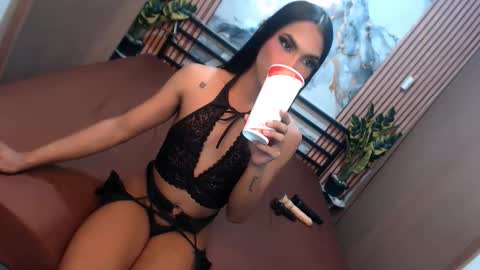 Lilianna online show from December 2, 5:00 pm