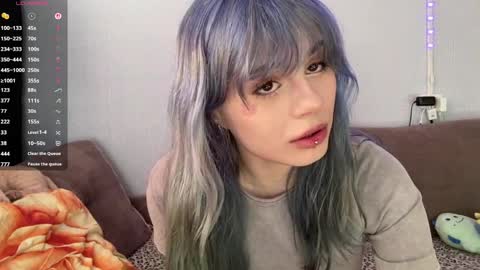 Amelia online show from April 7, 11:45 am