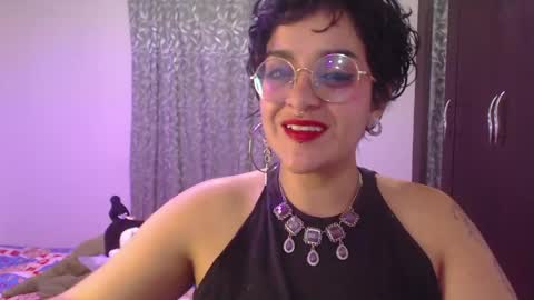 lillith online show from May 2, 3:56 am