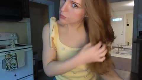 lilly_adams88 online show from May 11, 10:51 pm