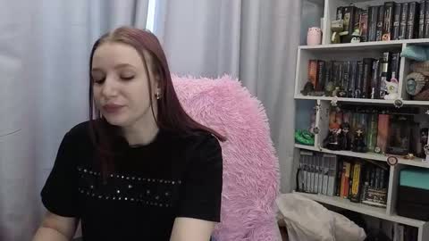 LillyFan X online show from February 25, 4:38 am