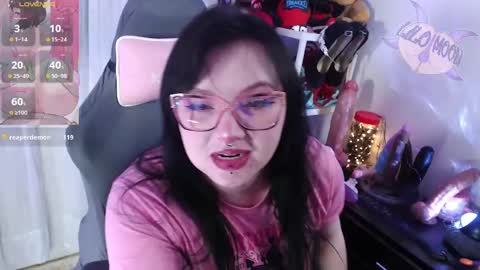 Snapshot of lilomoon69 chatting on September 19, 1:59 pm Lilo online show from September 19, 1:59 pm